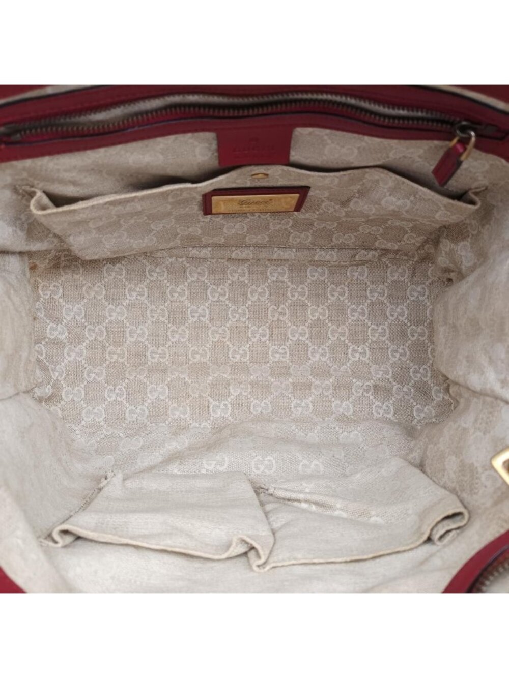 Gucci Bright Bit Red Patent - Picture 9 of 16